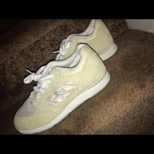 Like green converse